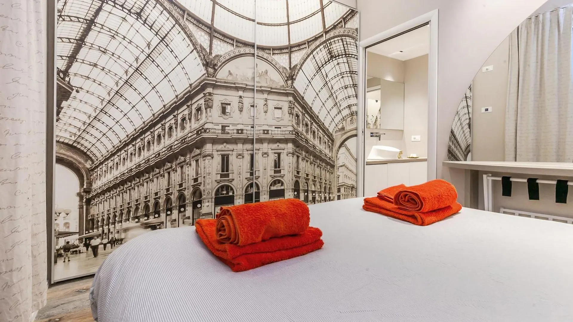 Orange Milano M3 Duomo 12 Min Apartment 0*, Milan Italy