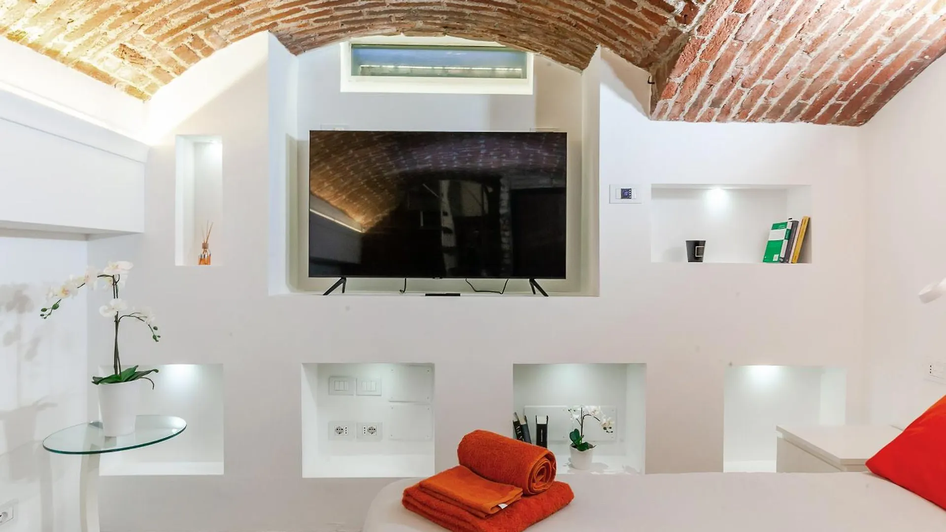 Orange Milano M3 Duomo 12 Min Apartment
